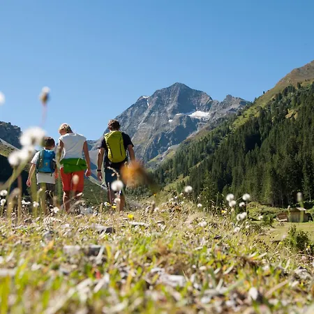 Siebenschlaefer Neustift im Stubaital